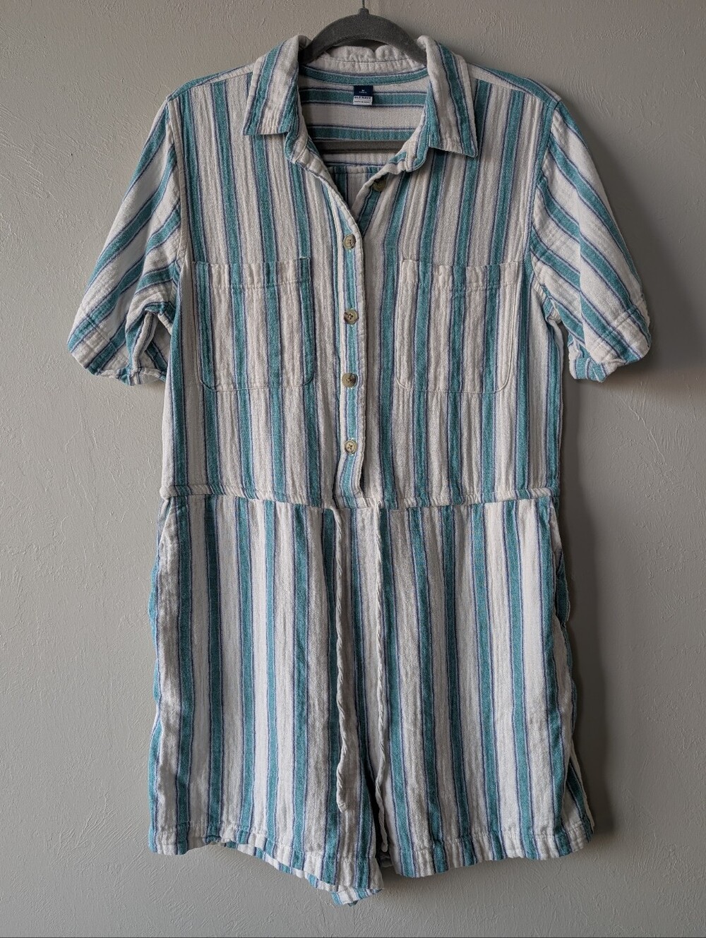 Old Navy Green & Off-White Striped Button-Front Cotton Romper Size Tall Medium